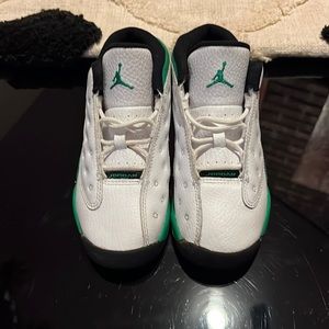 Very good condition, does not come with original box.